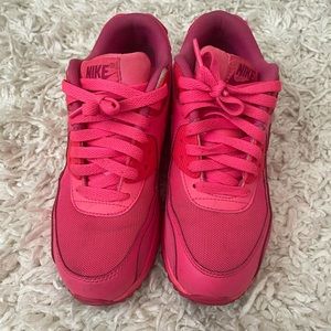 Hot pink Nike air max size 6.5 women’s